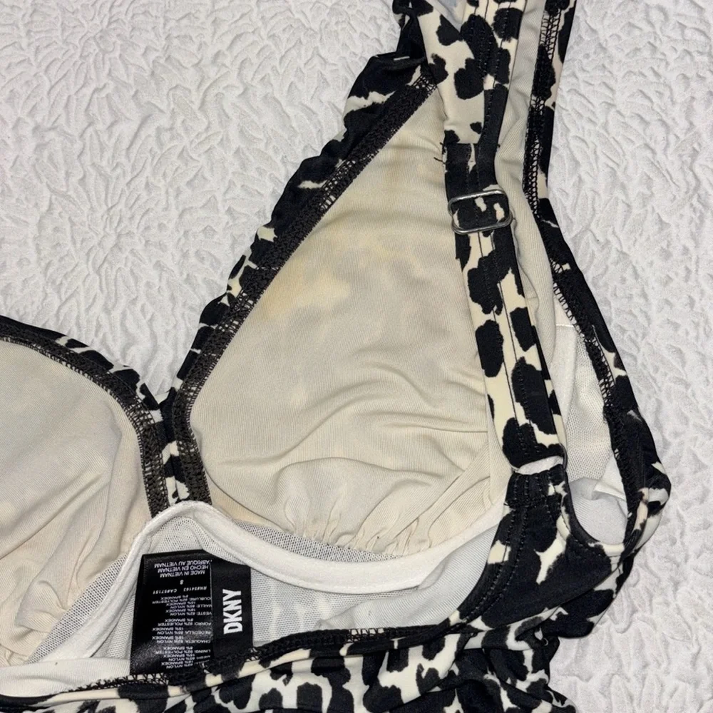 DKNY Animal Print Tummy Control Ruffled V-Neck One-Piece Swimsuit - Picture 8 of 12